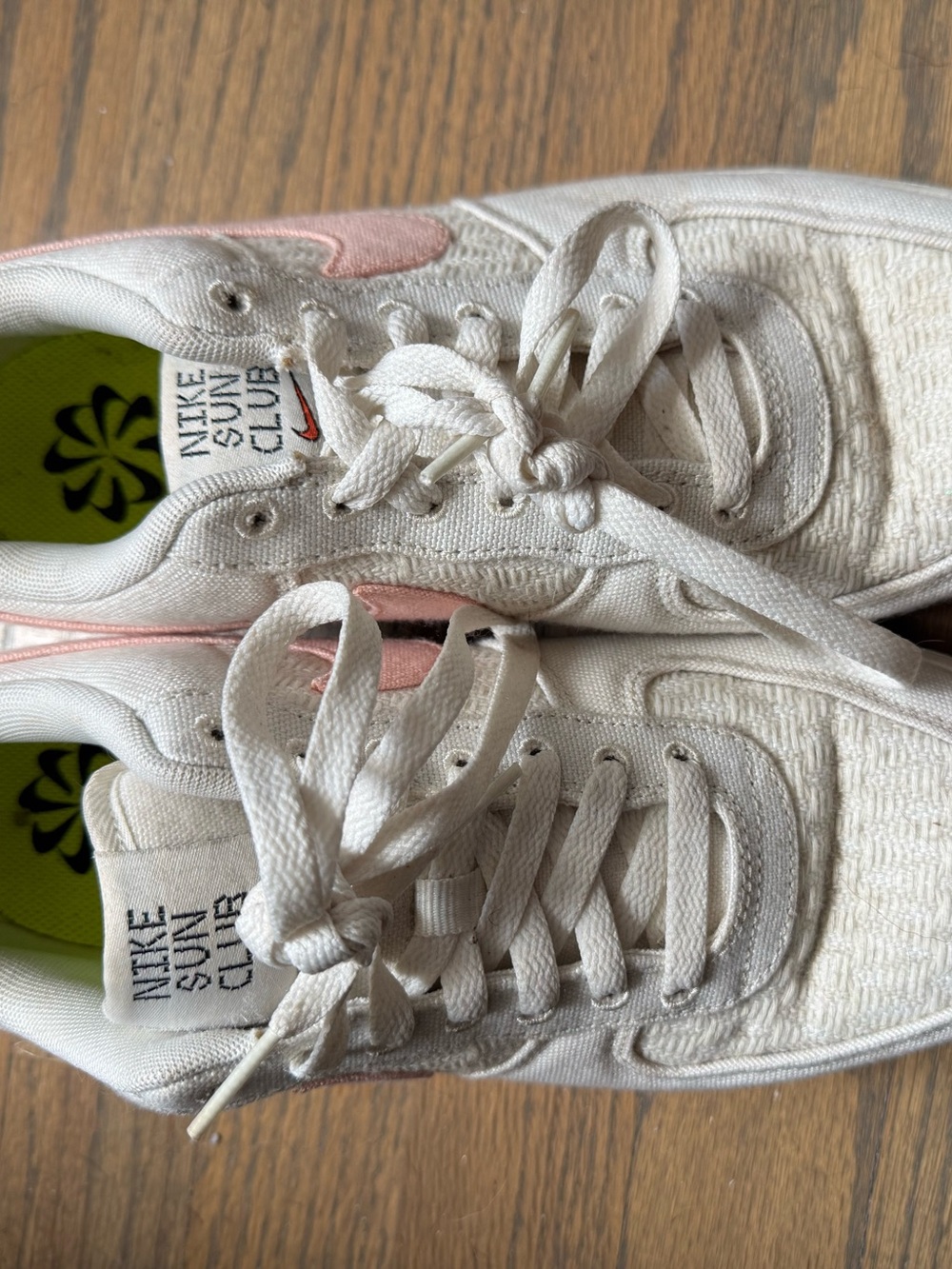 Pink sun club Nikes - Picture 3 of 4